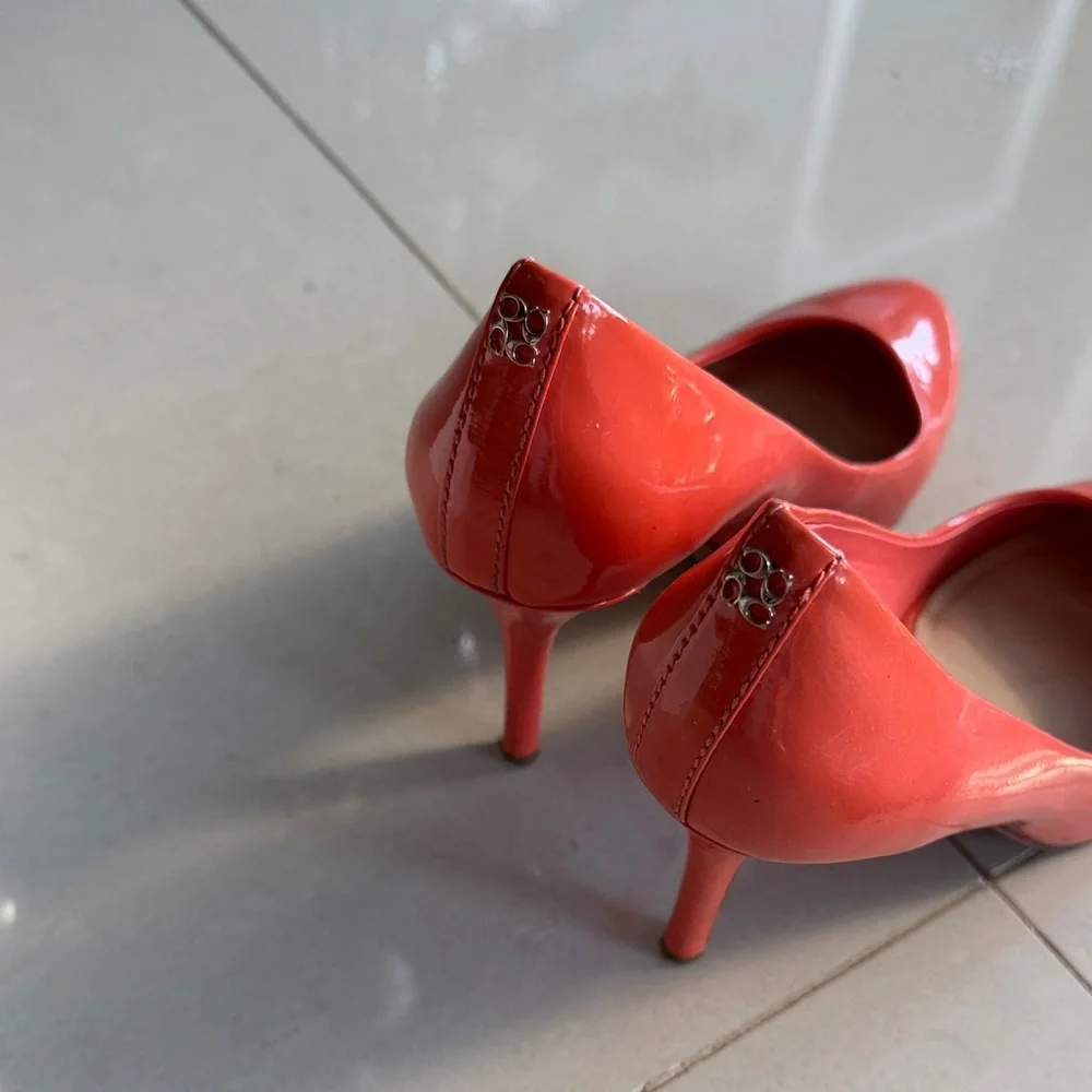 Coach nala pumps